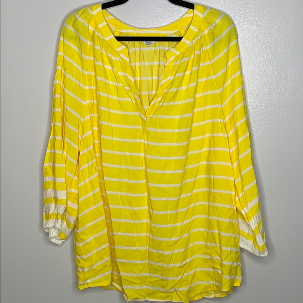 Crown and ivy plus size blouse